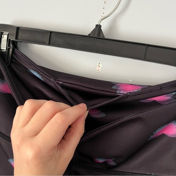 FP Movement By Free People Pink Lotus Flower Cropped Yoga Leggings Size Small - Picture 11 of 16